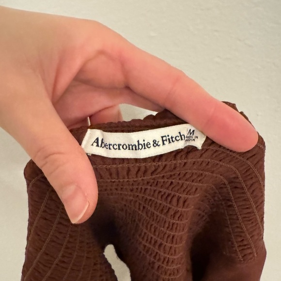 Abercrombie & Fitch Mauve Polka Dot Sweetheart Neckline Long Sleeve Blouse - Picture 7 of 7